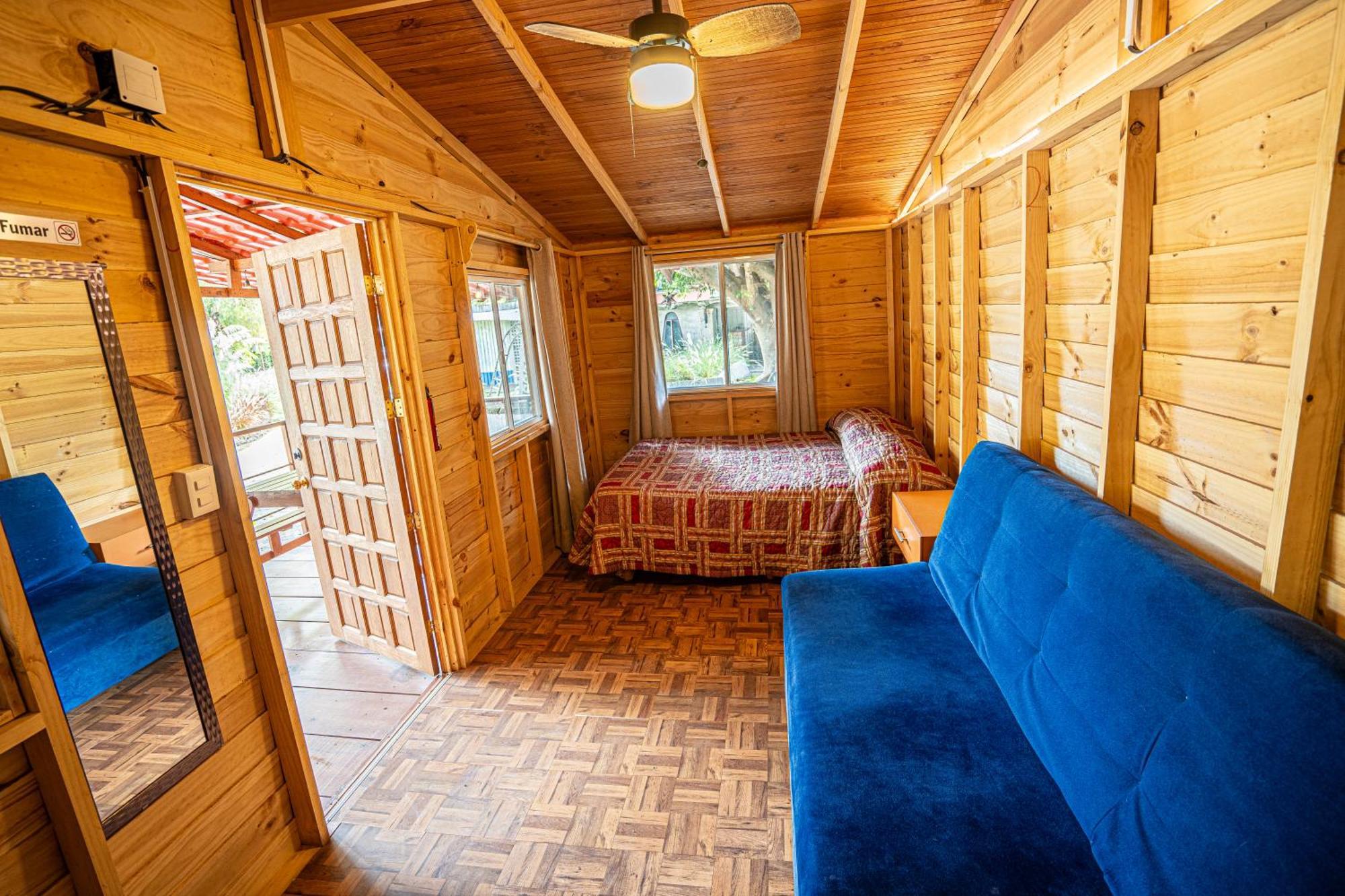 Lodge Roca Azul Sa De Cv *
